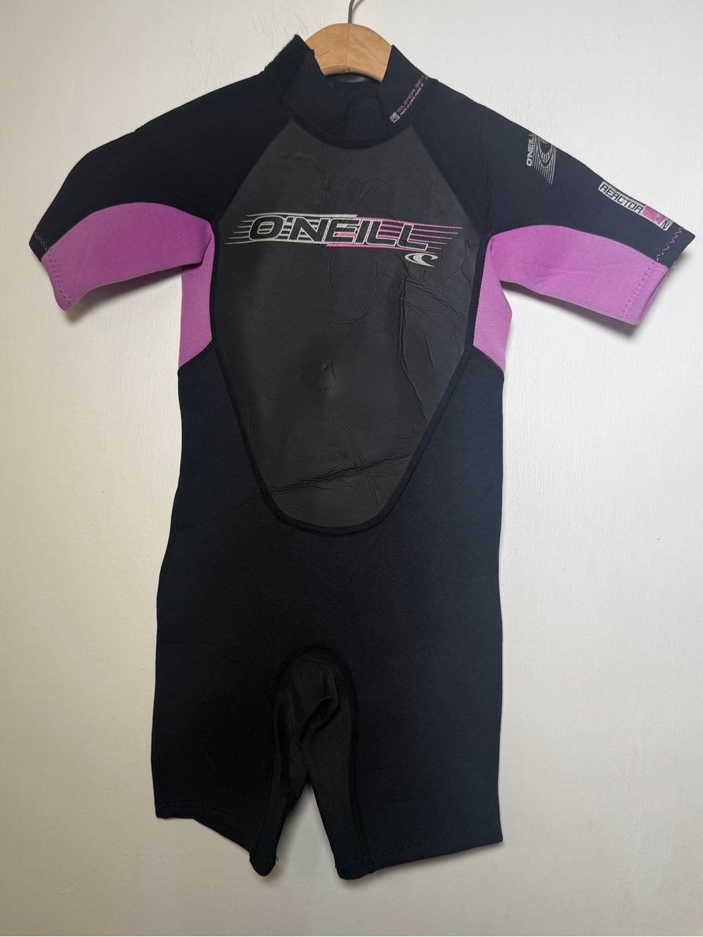 O'Neill Kids Short Sleeve Rashguard - Black & Purple Accents Size 6